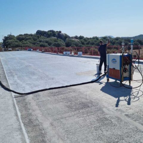 mpermeabilizzazione sotto asfalto ponte ANAS - OLBIA con primer FUT 1022 e poliurea 100 FUT 305 - FUTURA EUROPE (4)